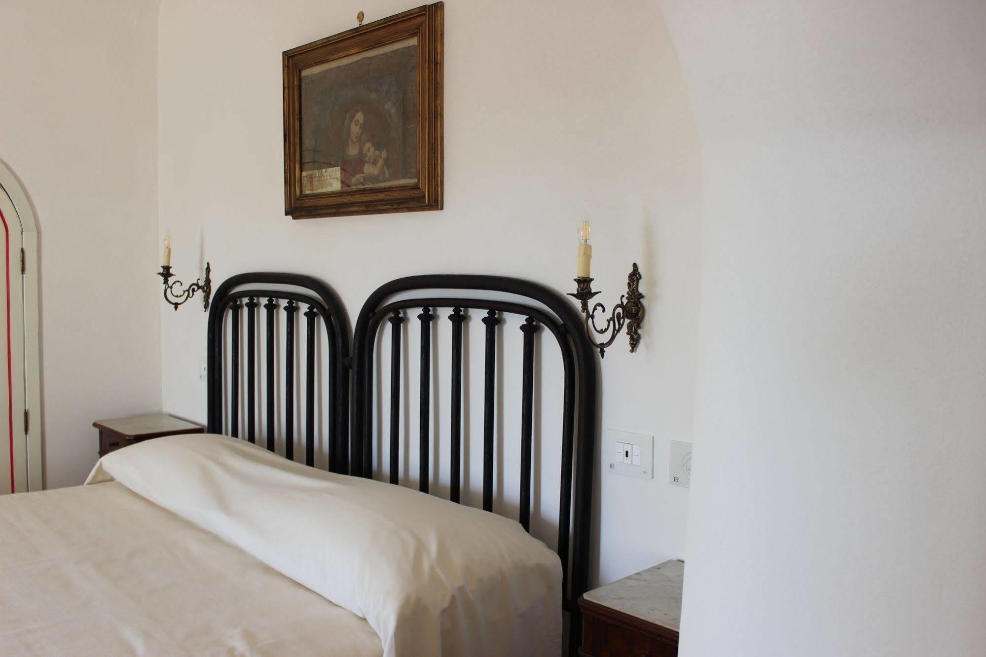 Badia Santa Maria De' Olearia (Adults Only) Bed & Breakfast Maiori Exterior photo